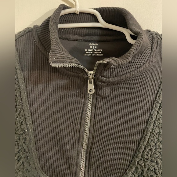 Aerie Sherpa Quarter Zip - Picture 2 of 4